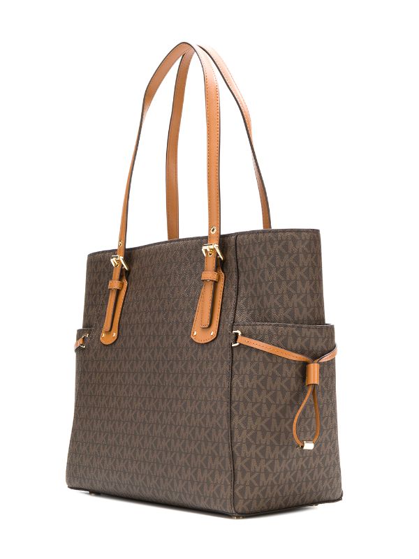Michael  kors voyager tote bag with dust bag (616 coffe brown)
