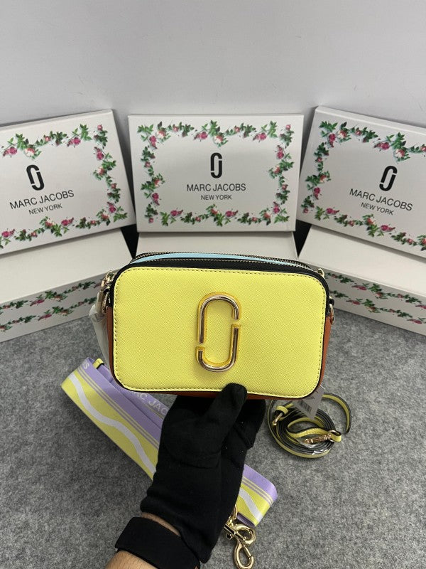 Marc Jacobs The SnapShot Camera Sling Bag With Dust Bag & OG Box (996 Yellow)