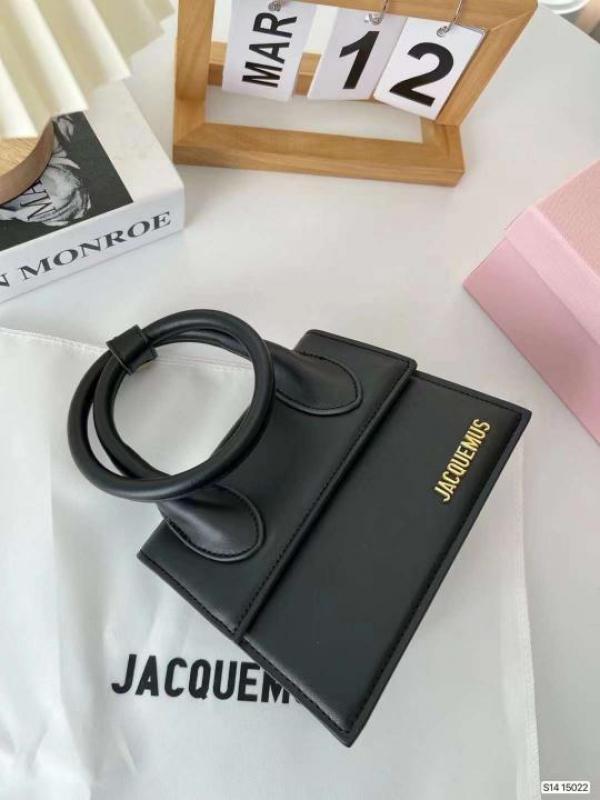 Jacquemus Le Chiquito Noeud Bag With OG Box Dust Bag & Extra Sling Belt (Black   665)