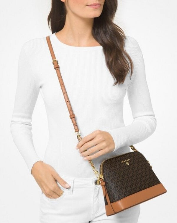 Michael  kors dome crossbody bag with og box(23032 coffe  brown)