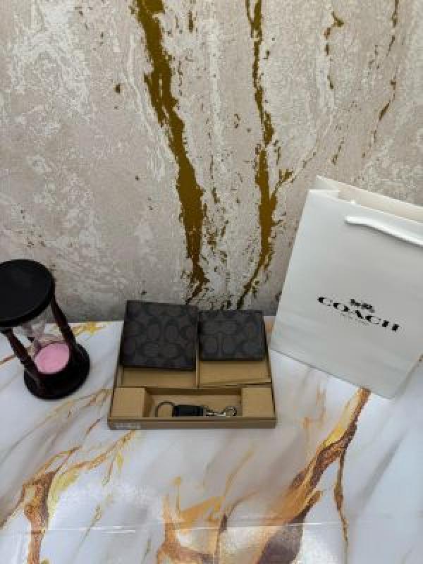 COACH  SIGNATURE  CC  MONOGRAM  WALLET  COMBO  WITH  BOX  AND  CARRYBAG