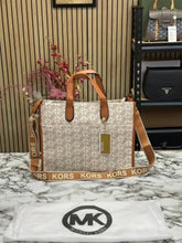 Michael  Kors Gigi Hand Bag With Dust Bag (Biege)
