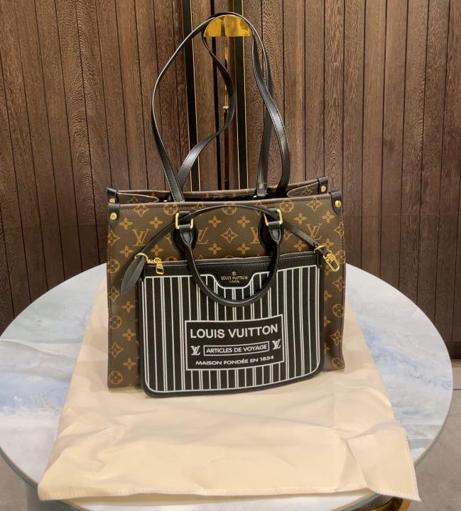 Louis  vuitton Tote bag with pouch 511
