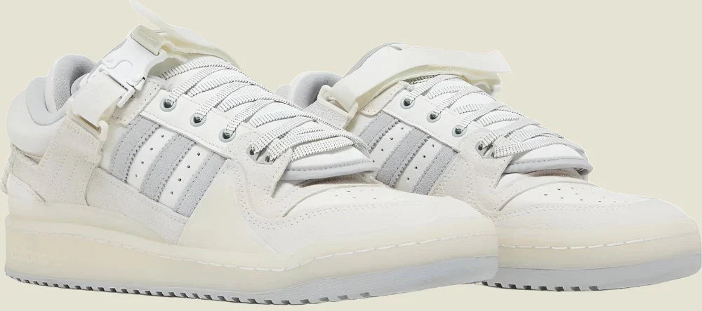 BAD BUNNY FORUM BUCKLE LOW 'WHITE'