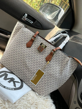MICHAEL  MICHAEL  KORS Ruby Large Logo Tote Bag 84