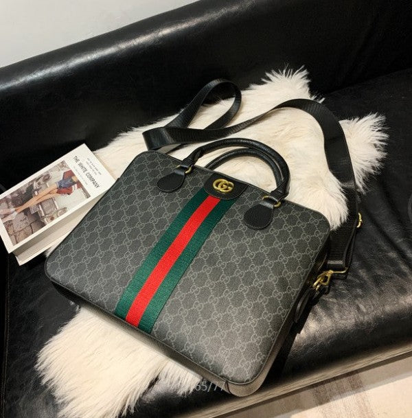 GUCC  I laptop bag  hand bag with belt 124