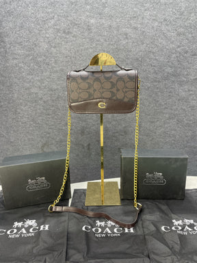 Coac  h Bea Crossbody medium bag with OG box 332