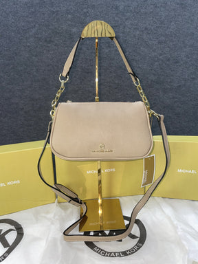 Michael  kors jet set charm bag with box 344