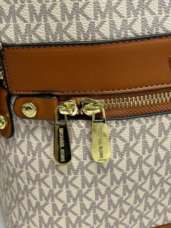 Michael  kors  Kenley  Premium  Quality  Bagpack  With  Dust  Bag  (908  Biege  Brown)