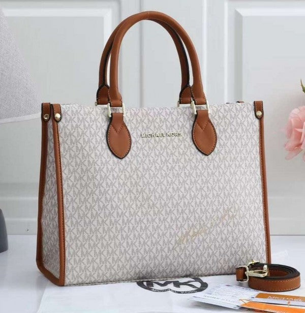 Michael  kors  tote  bag  with  dust  bag  (44572 Biege brown)