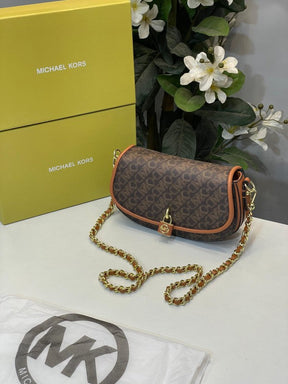 Michael  kors  mila  shoulder  bag with og box(20236 coffe brown)