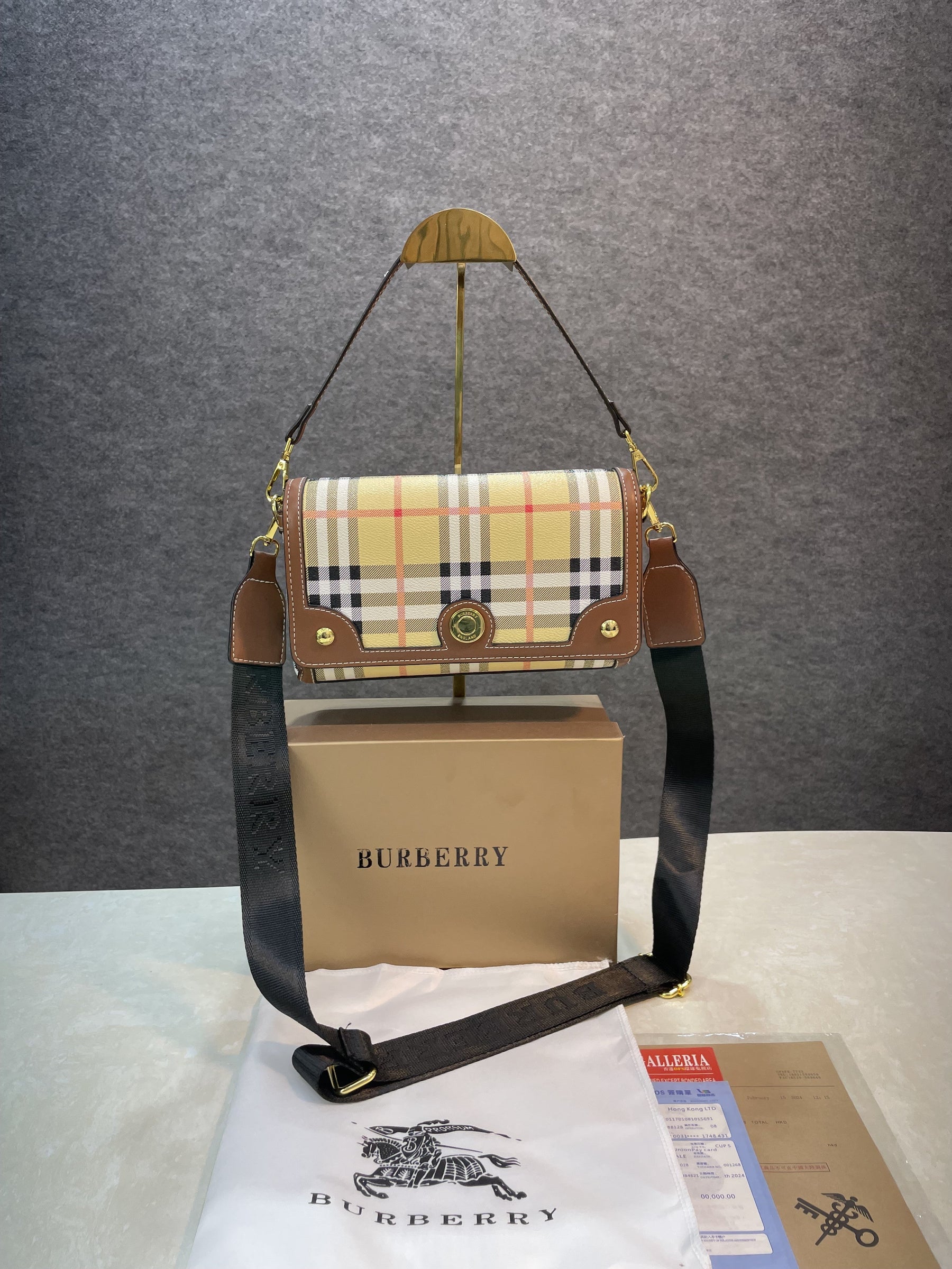 burberr  y vintage logo with box 385