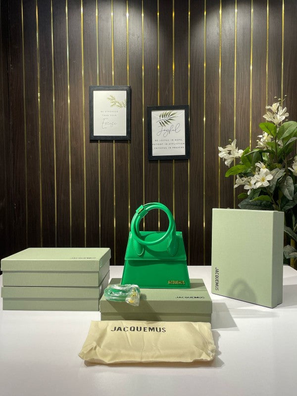 Jacquemus le chiquito with og box(green)