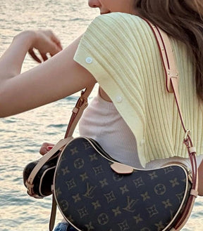 Louis  vuitton  croissant  combo  bag  with  dust  bag  and  carry  bag(M46828)