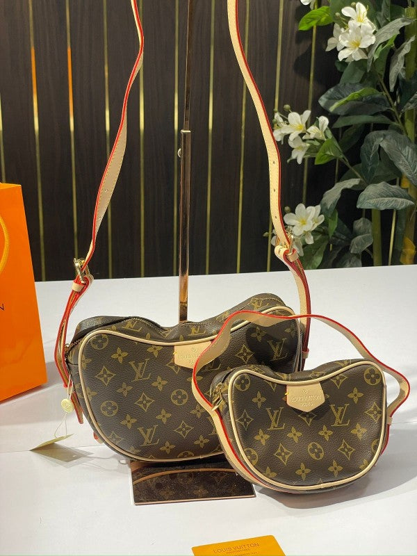 Louis  vuitton  croissant  combo  bag  with  dust  bag  and  carry  bag(M46828)