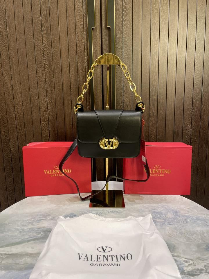 valentin  o garavani small vlogo oclock leather shoulder bag with box 512