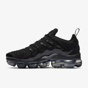 AIR VAPORMAX PLUS ALL BLACK