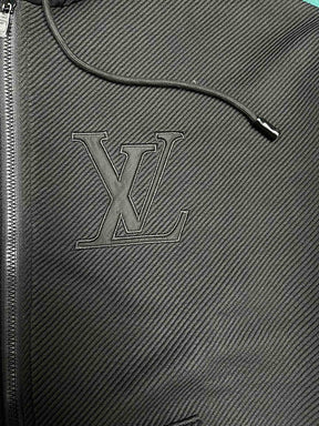 LV Jacket 102506