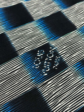 LV T-shirt 122398