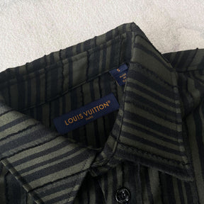 LV shirts 041013